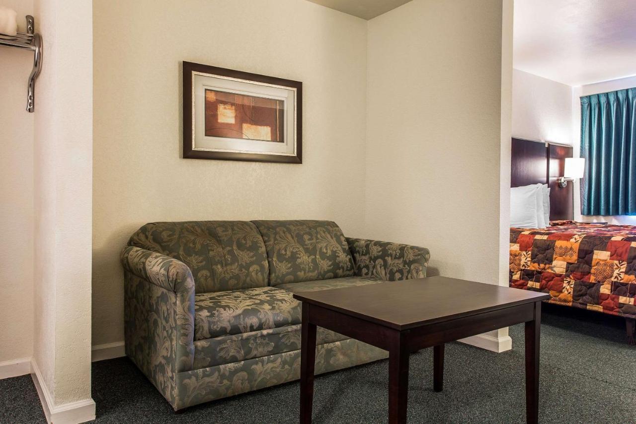 Rodeway Inn & Suites Nags Head Ngoại thất bức ảnh